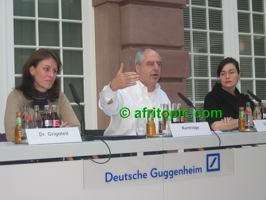 ../Images/William Kentridge-Berlin-28Oct2005 012.jpg